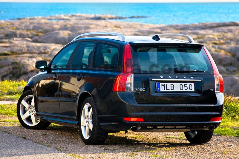 Volvo V50