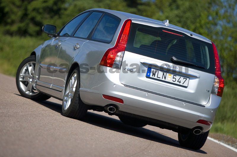 Volvo V50