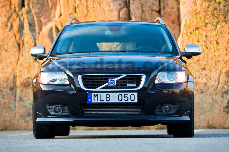 Volvo V50