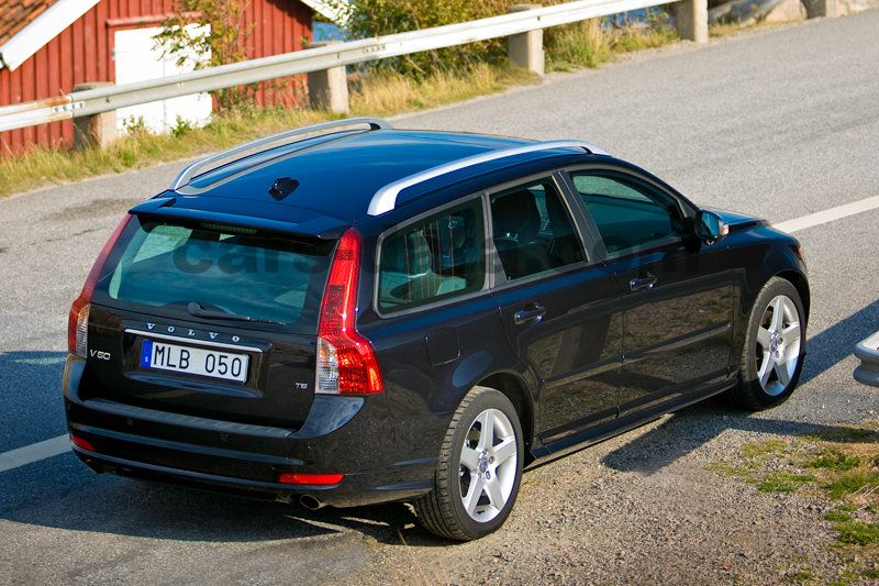 Volvo V50