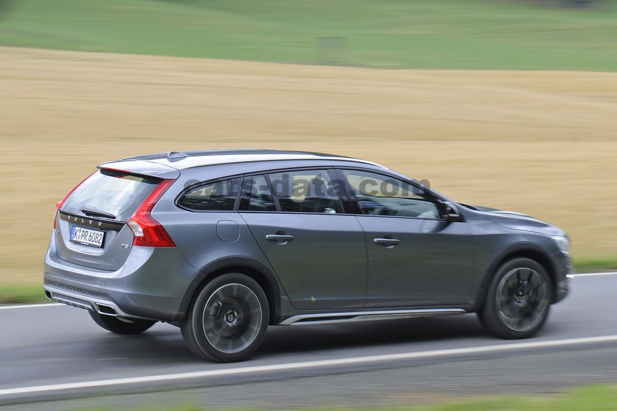 Volvo V60 Cross Country