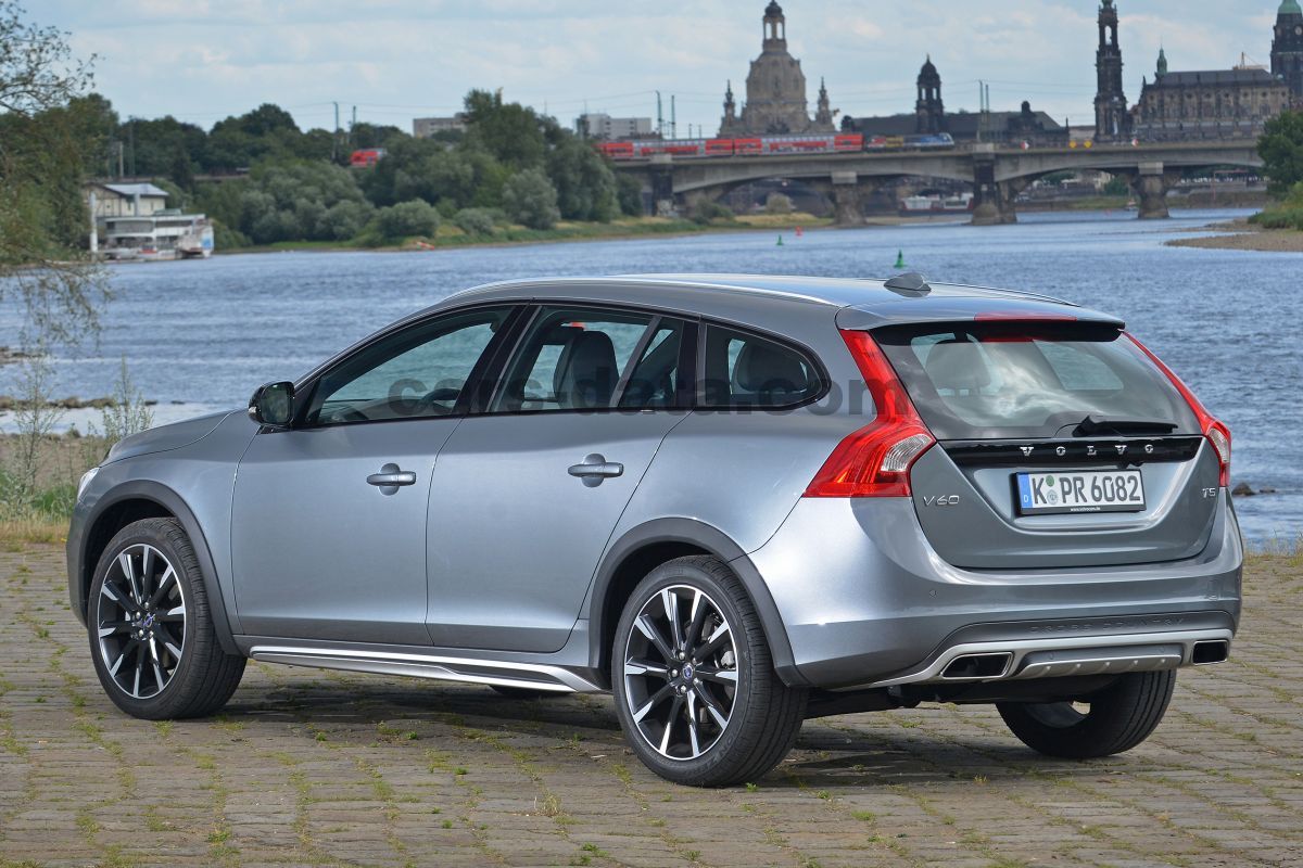 Volvo V60 Cross Country