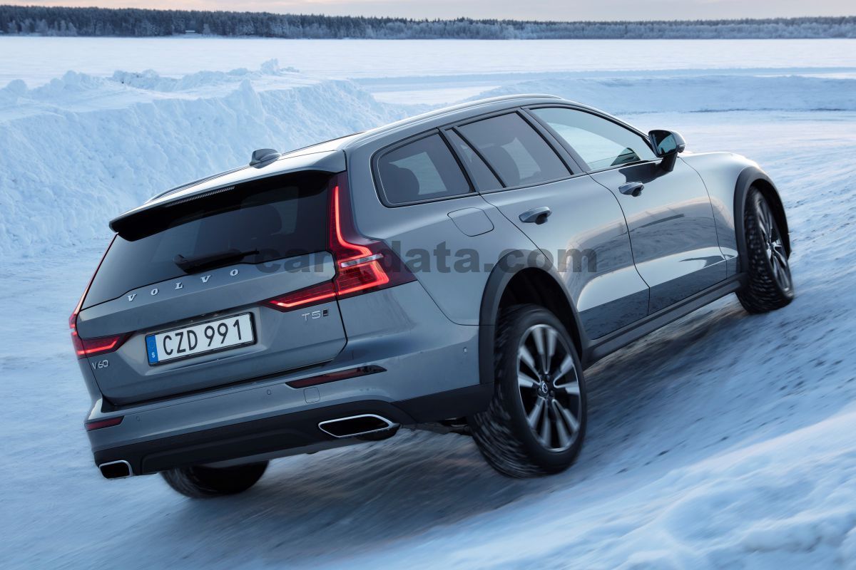 Volvo V60 Cross Country