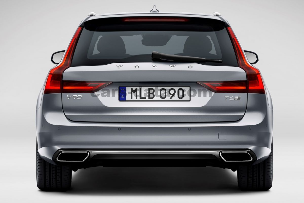 Volvo V90 Cross Country