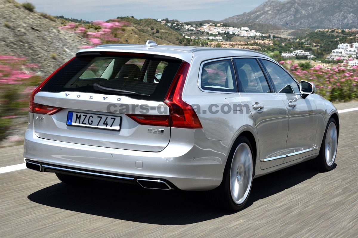 Volvo V90 Cross Country