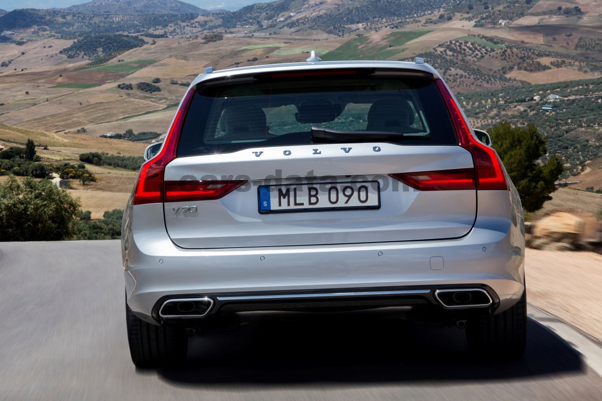 Volvo V90 Cross Country