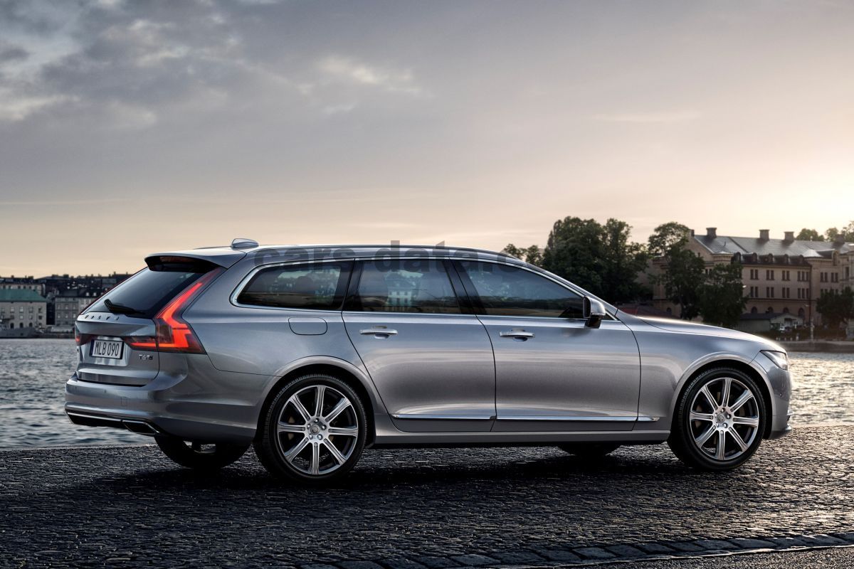 Volvo V90 Cross Country