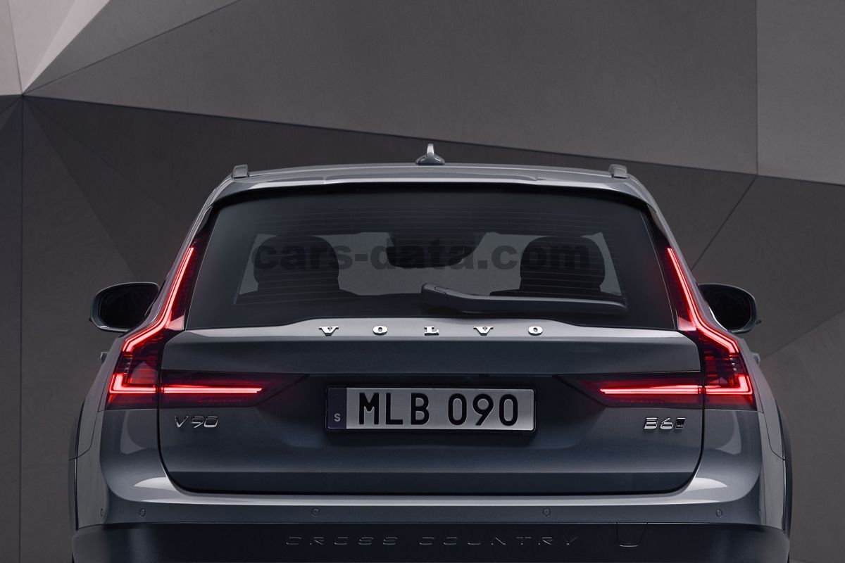 Volvo V90 Cross Country